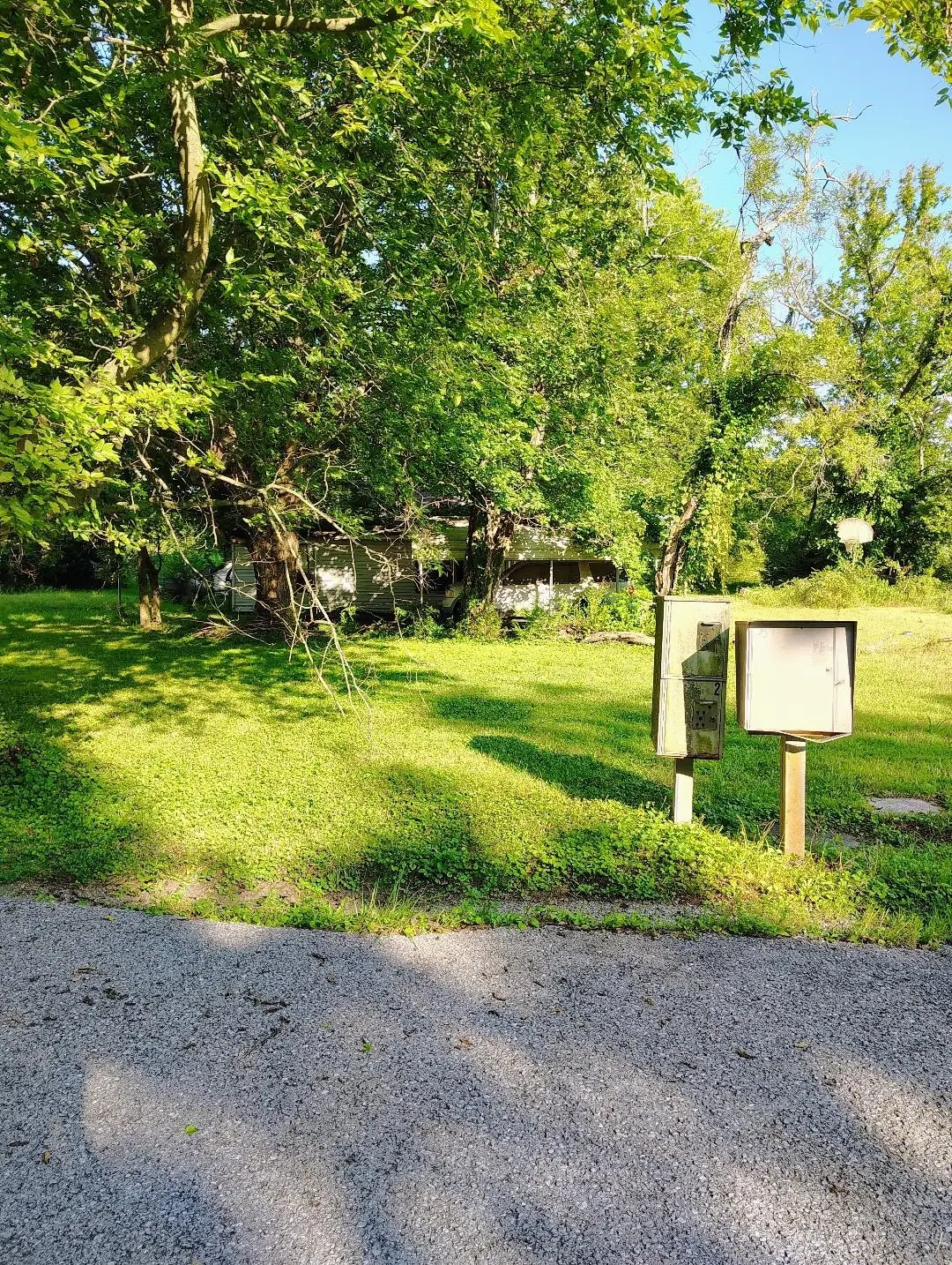 6760 Newstead Rd, Hopkinsville, KY 42240