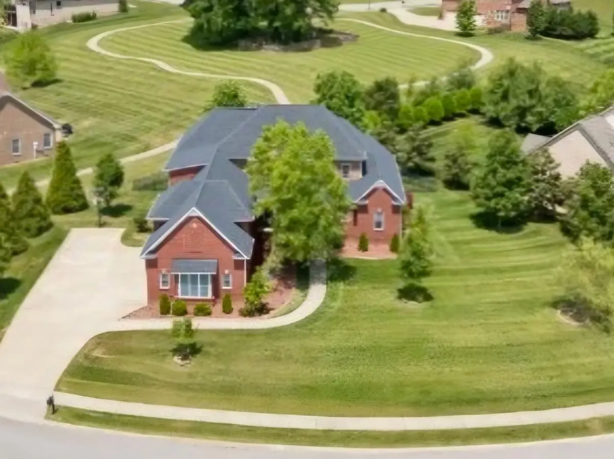 2440 Settlers Trce, Clarksville, TN 37043
