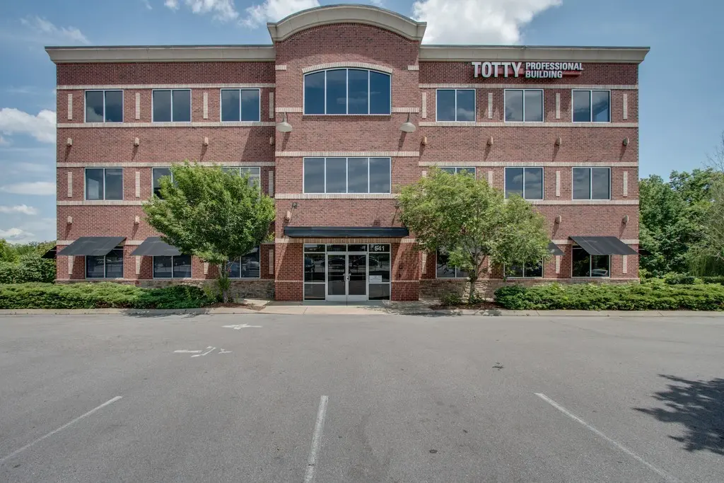 541 N Mount Juliet Rd, Mount Juliet, TN 37122