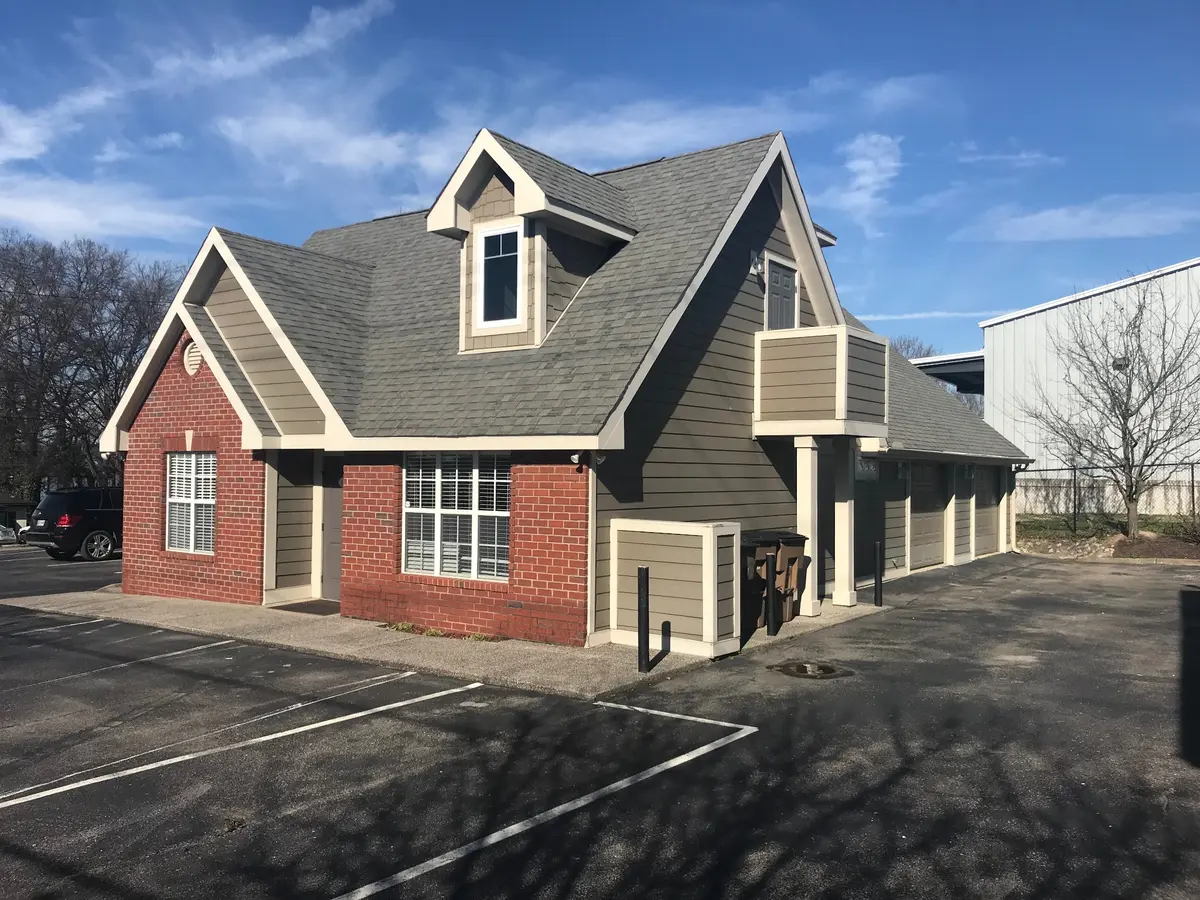 615 Napoleon Ave, Nashville, TN 37211