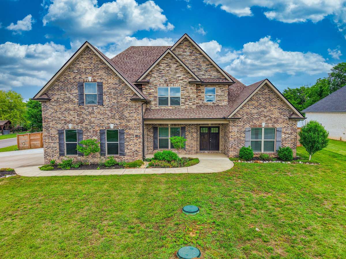 1103 Escalade Ct, Lascassas, TN 37085