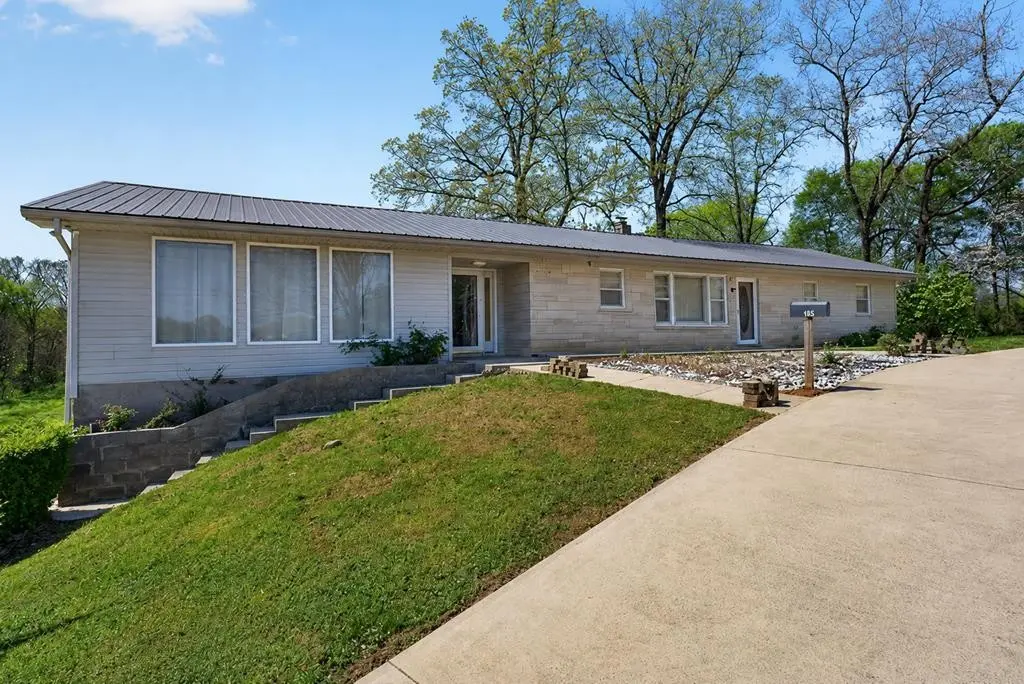 463 Franks Ferry Rd, Sparta, TN 38583