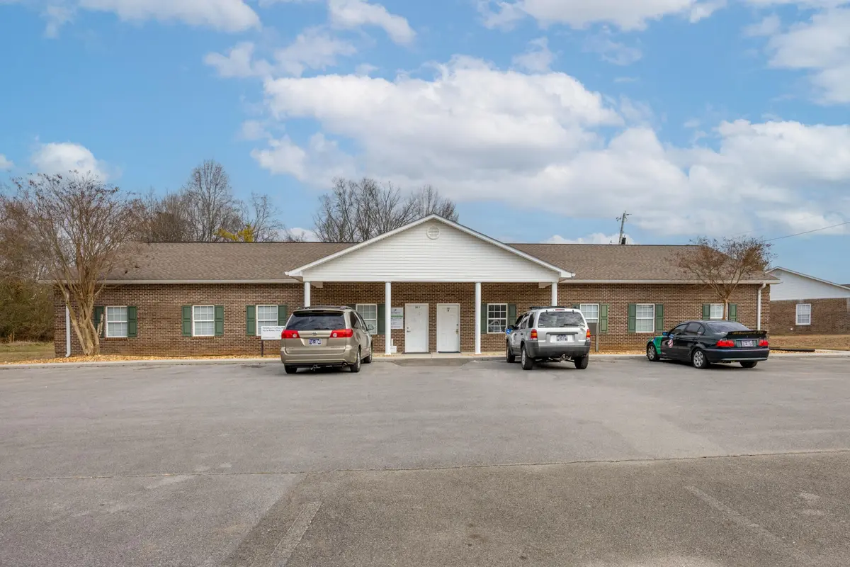 305 Grady Road, Etowah, TN 37331