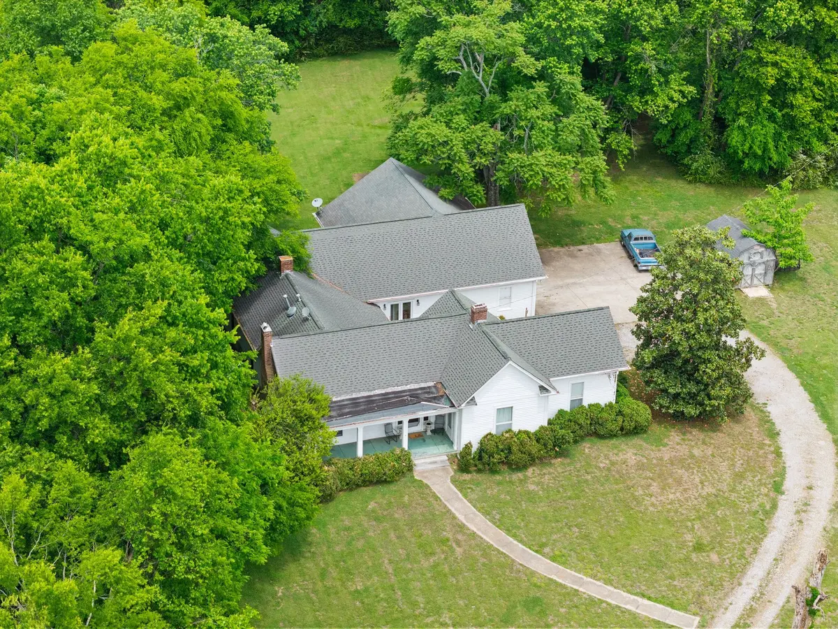 2033 Carters Creek Pike, Franklin, TN 37064