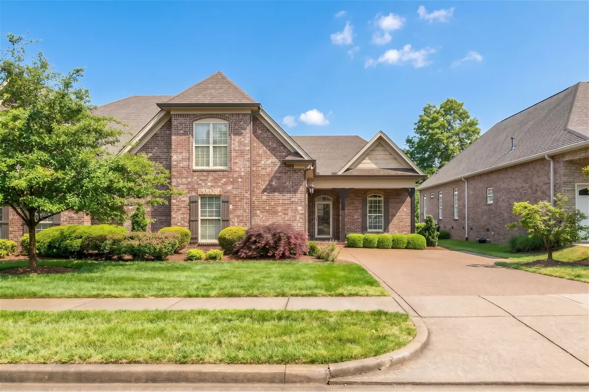 158 Tara Ln, Goodlettsville, TN 37072