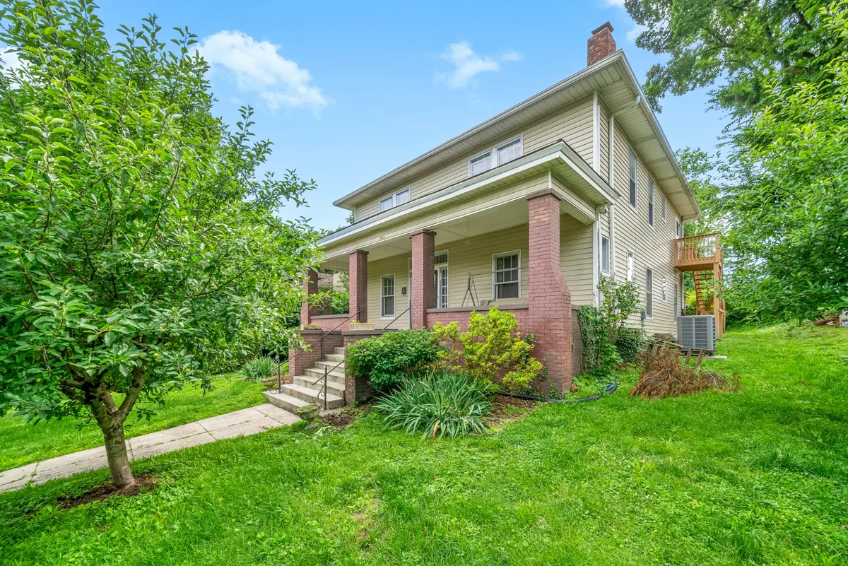 440 N 2nd St, Clarksville, TN 37040