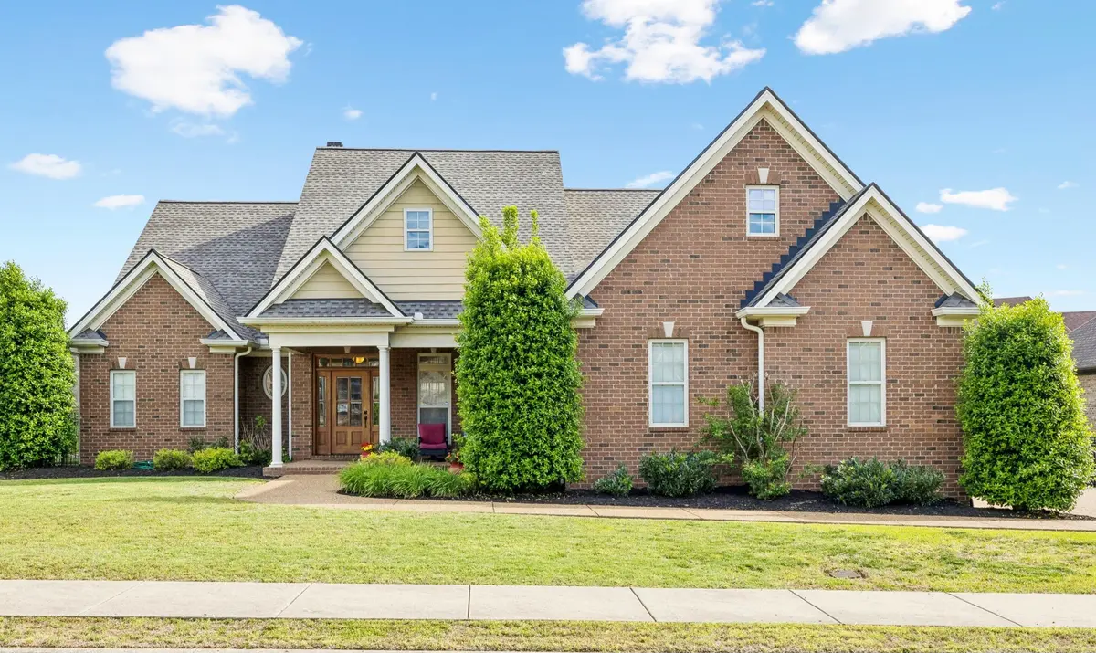 1067 Gadwall Cir, Hendersonville, TN 37075