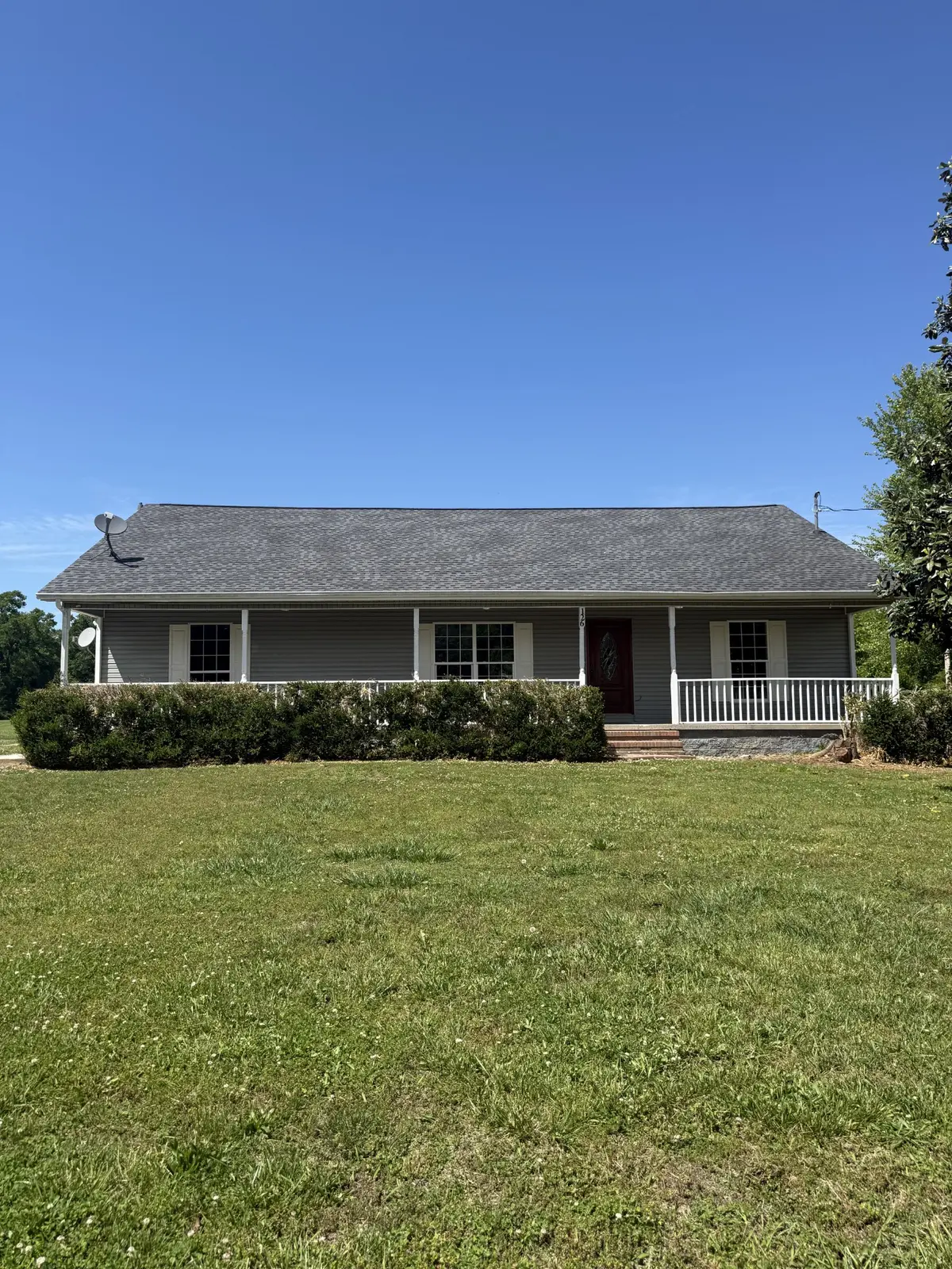 126 Simmons Ln, Shelbyville, TN 37160
