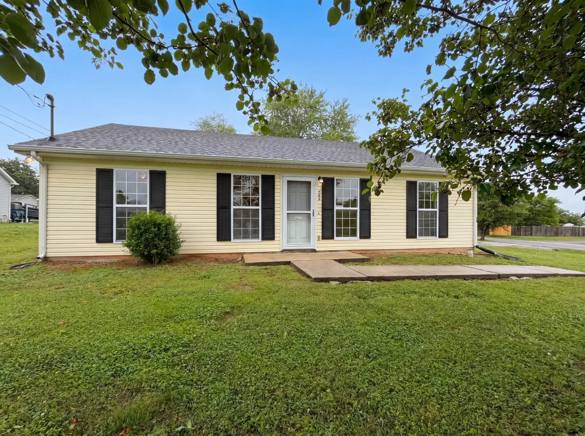 300 Fairway Grn, Shelbyville, TN 37160