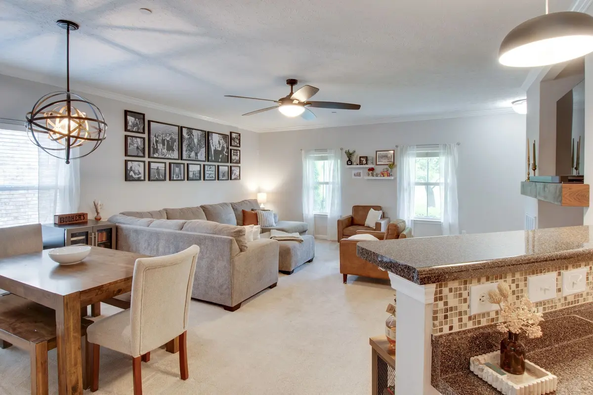 1025 Park Run Dr, Franklin, TN 37067