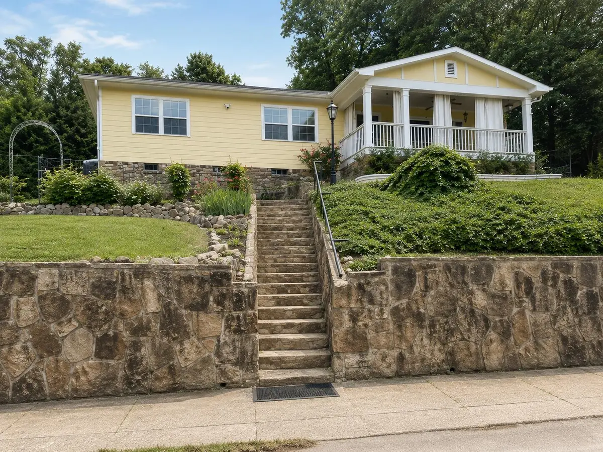 902 Endicott Street, Chattanooga, TN 37405