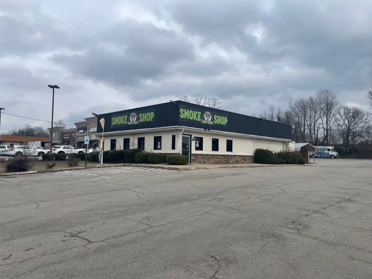 2131 Wilma Rudolph Blvd, Clarksville, TN 37040