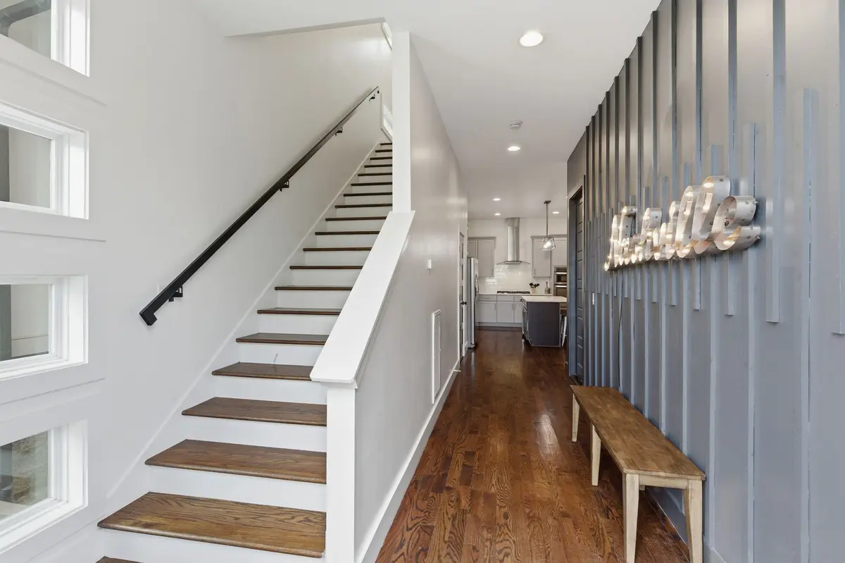 1083 Whites Creek Pike, Nashville, TN 37207