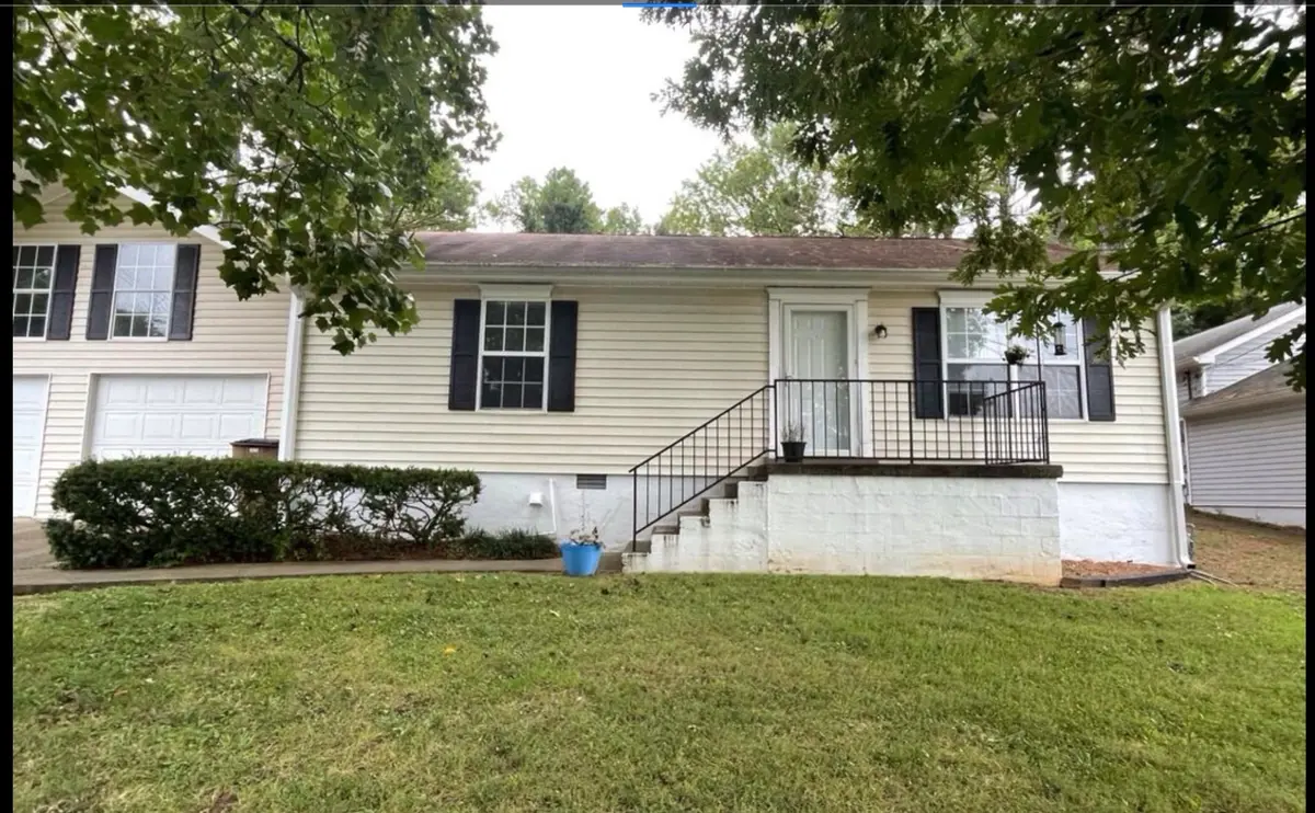 2822 Airwood Dr, Nashville, TN 37214