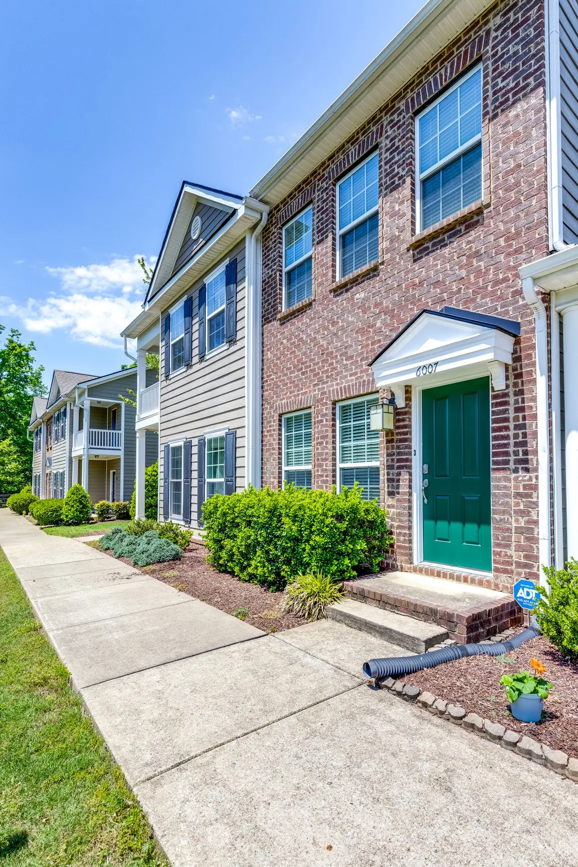 6007 DuPont Cv, Spring Hill, TN 37174