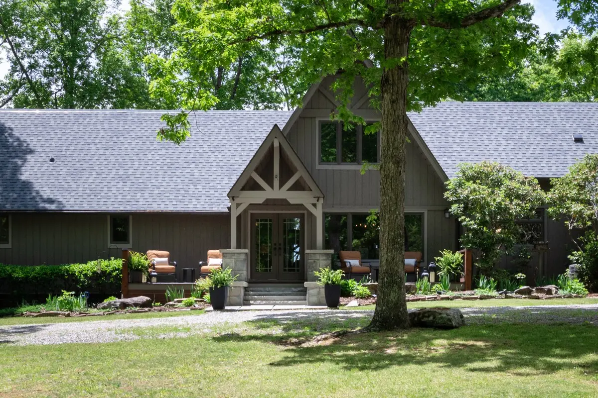 1517 Laurel Lake Dr, Monteagle, TN 37356