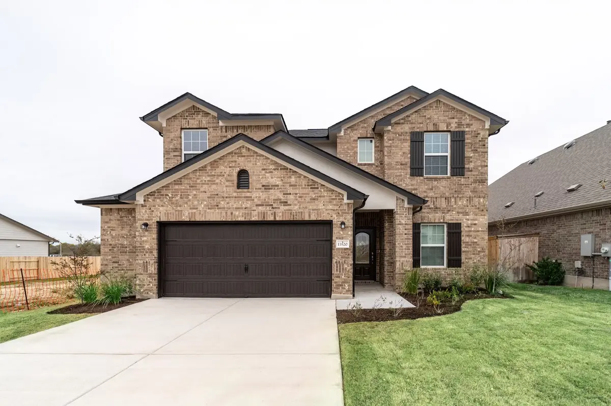 802 Tompkins Ln, Gallatin, TN 37066