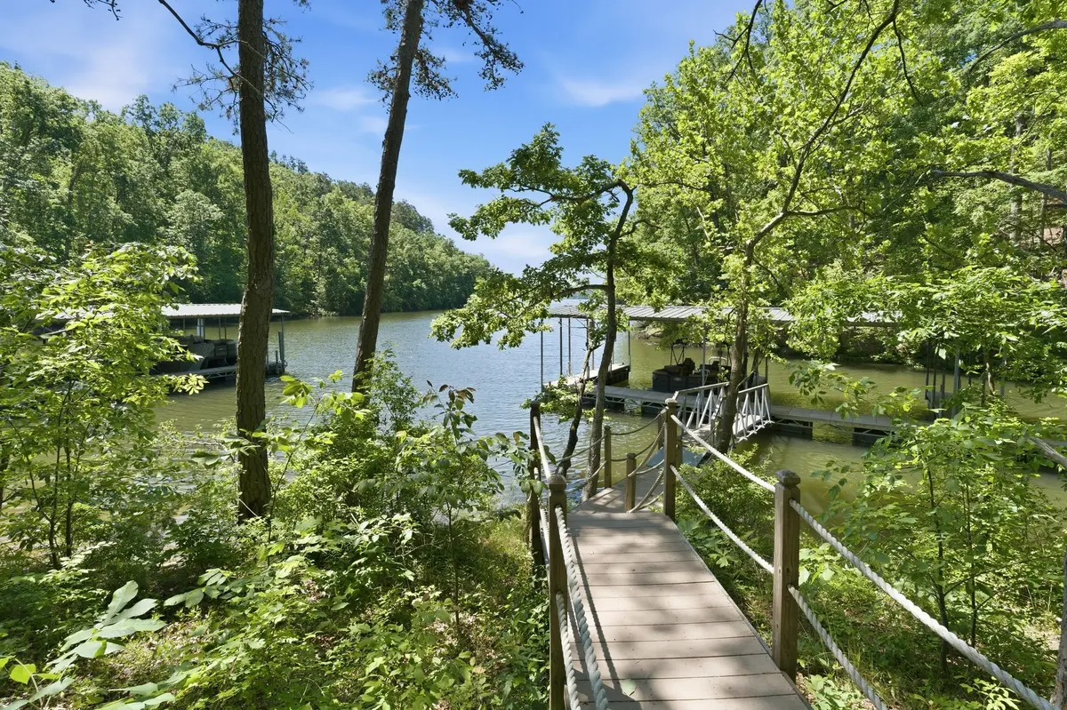 0 Crescent Ln, Savannah, TN 38372