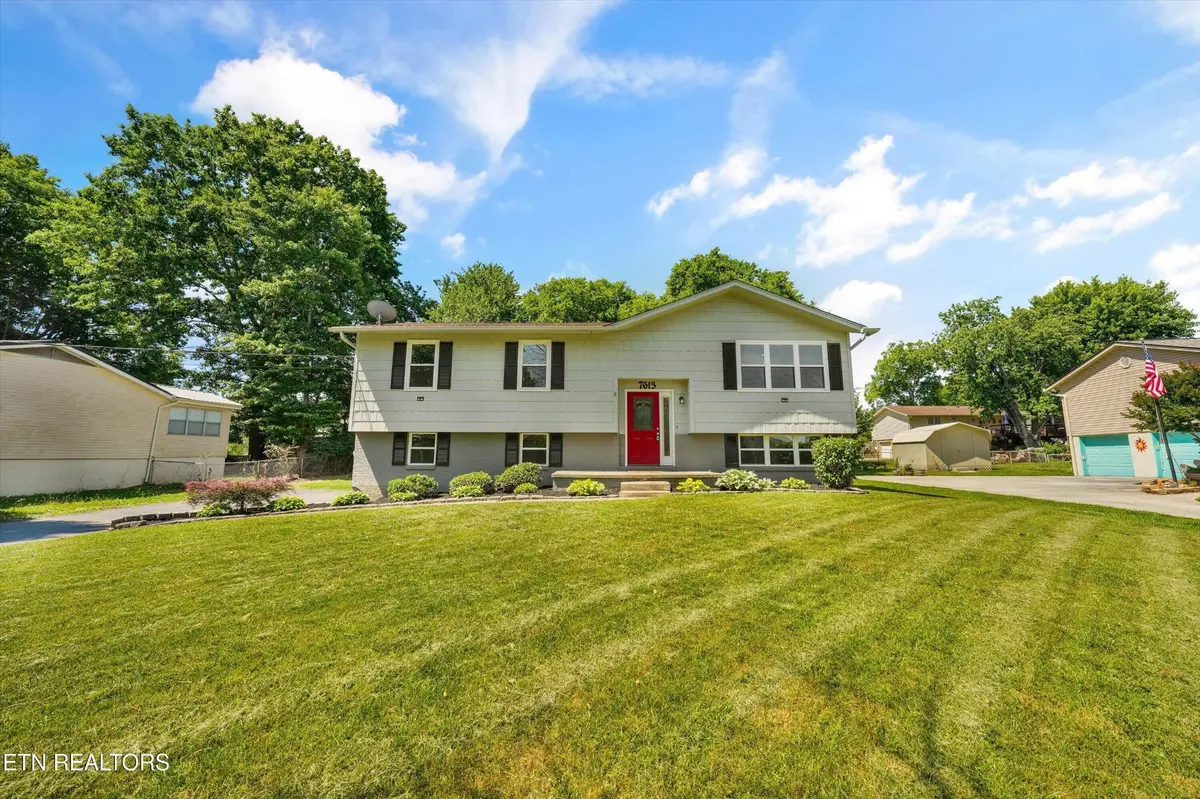 7613 Fall Wind Court, Powell, TN 37849