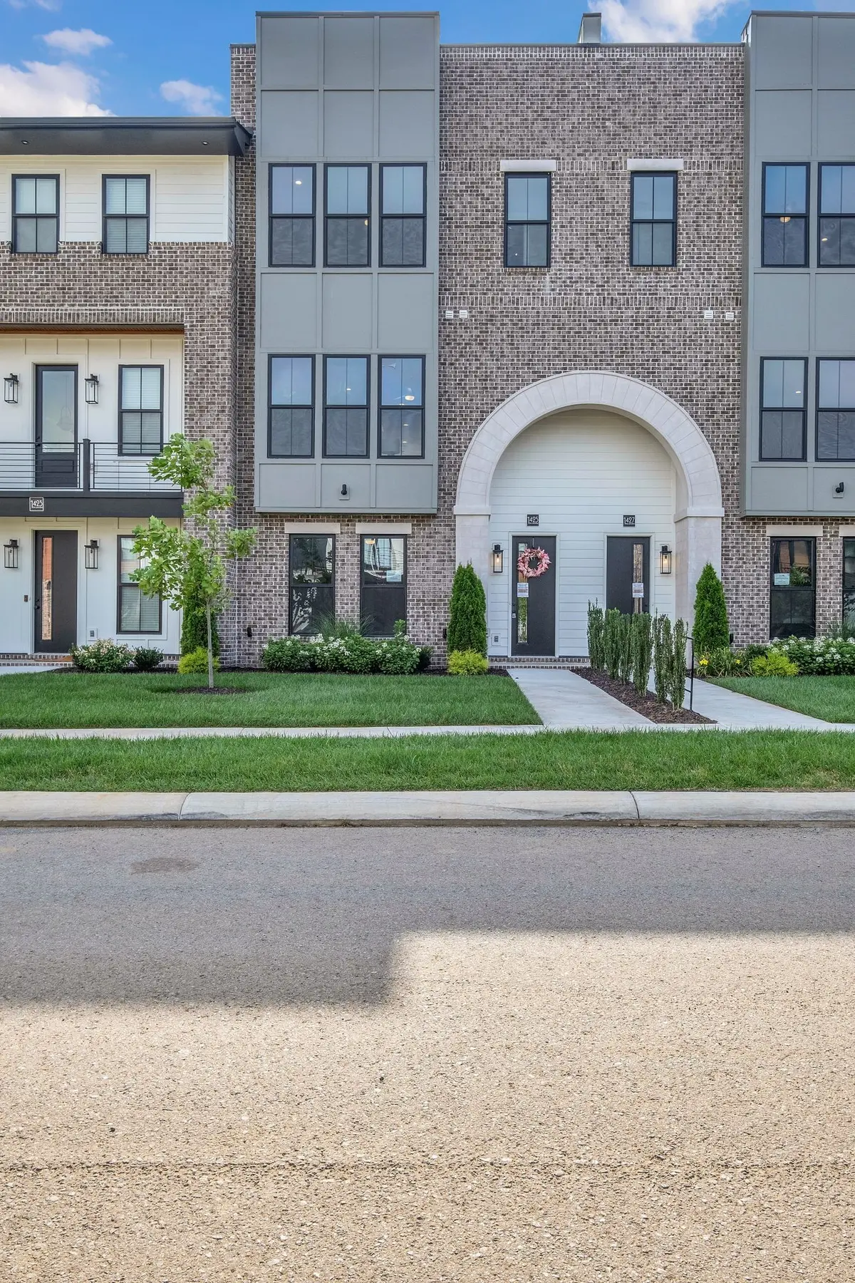 1415 Doc Johns Blvd, Murfreesboro, TN 37128