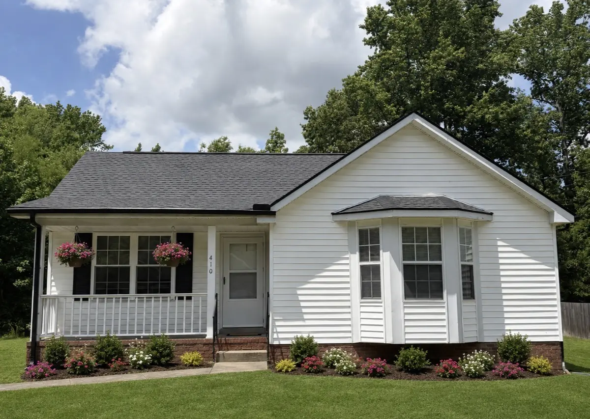 410 Roselawn Dr, Clarksville, TN 37042