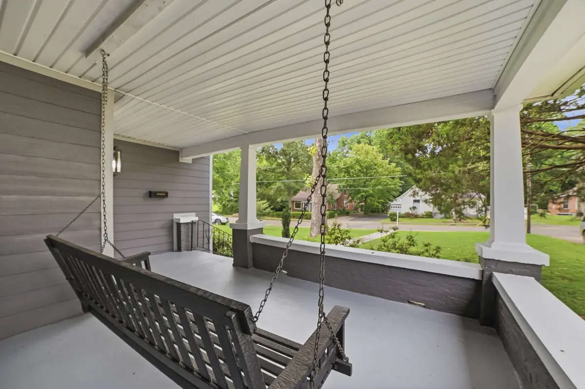 113 White St, Martin, TN 38237