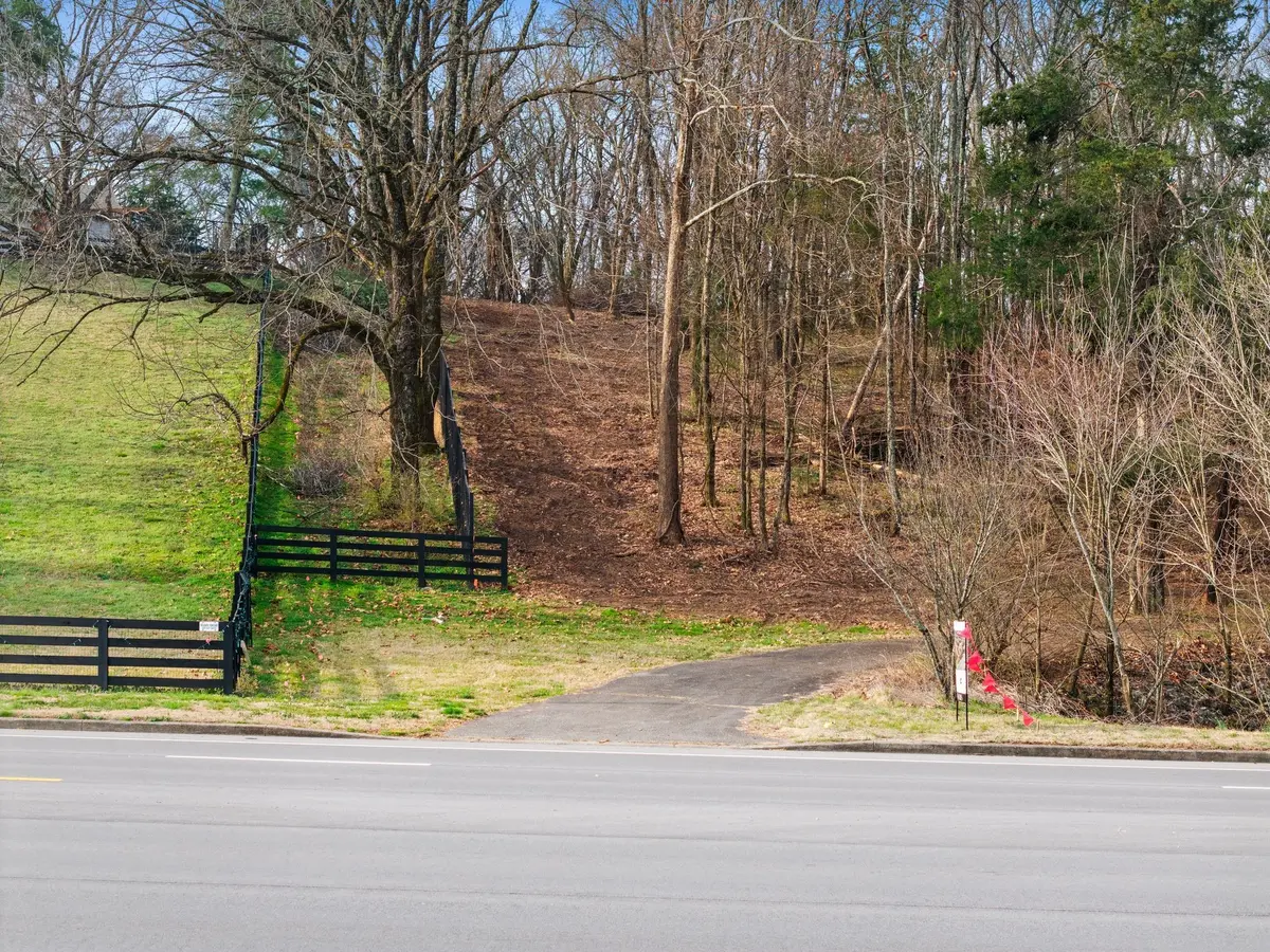 4087 Murfreesboro Rd #W, Franklin, TN 37067