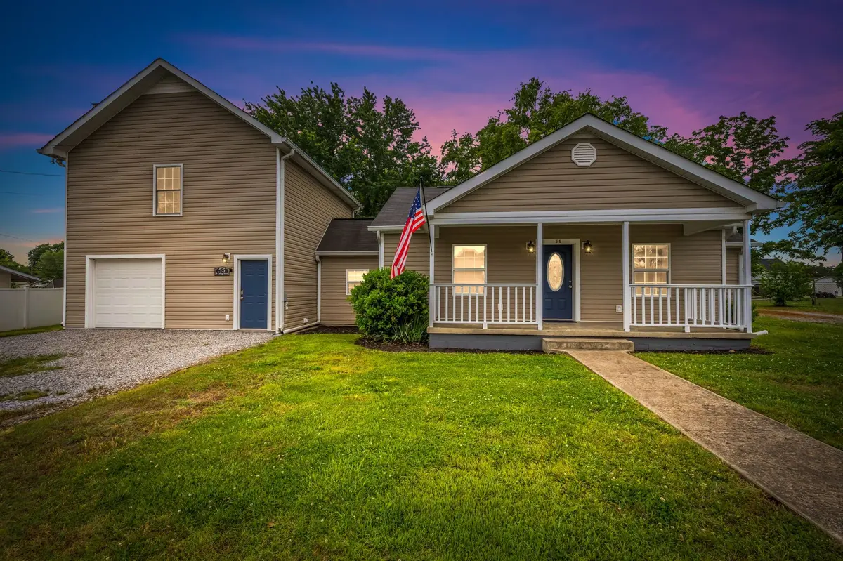 55 College St #N, Mc Ewen, TN 37101