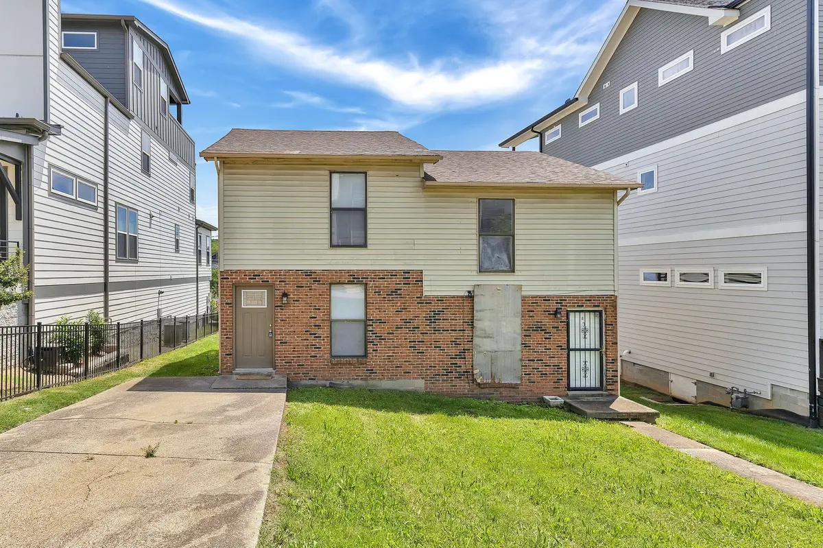 3319A Felicia St, Nashville, TN 37209