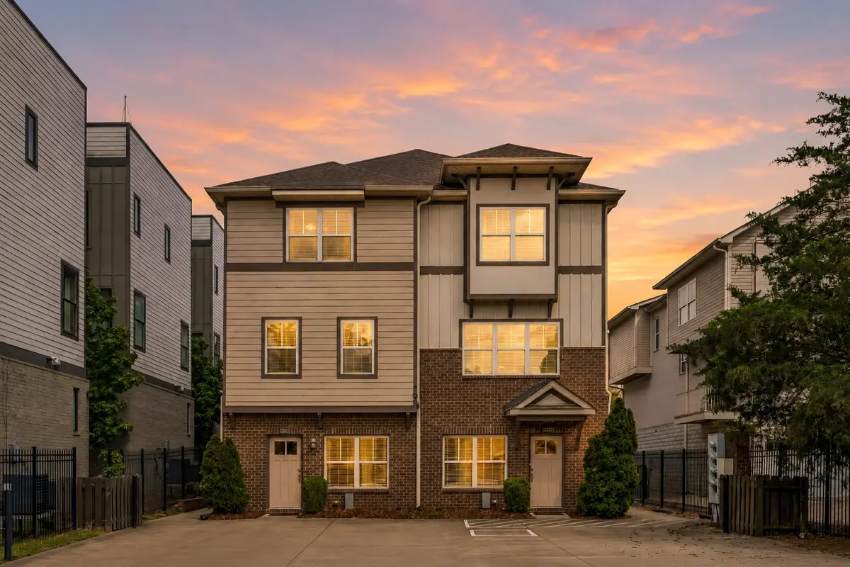1722C 14th Ave #S, Nashville, TN 37212