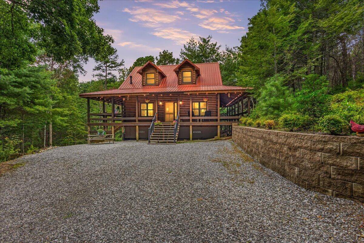205 Holder Cemetery Road, Tellico Plains, TN 37385