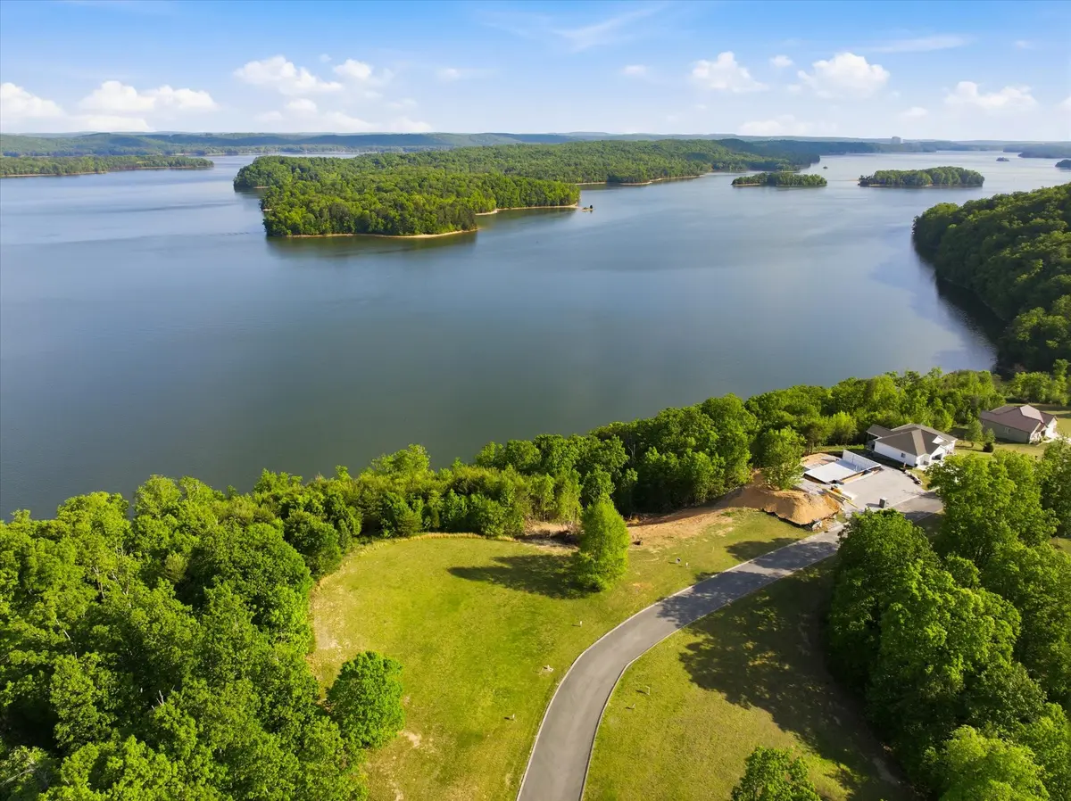 240 River Run Trail, Spring City, TN 37381