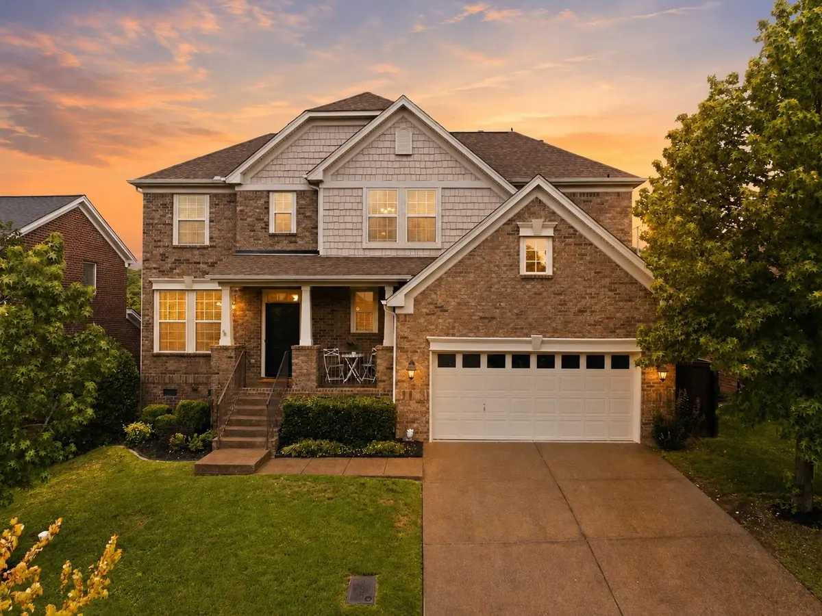7637 Kemberton Dr #E, Nolensville, TN 37135