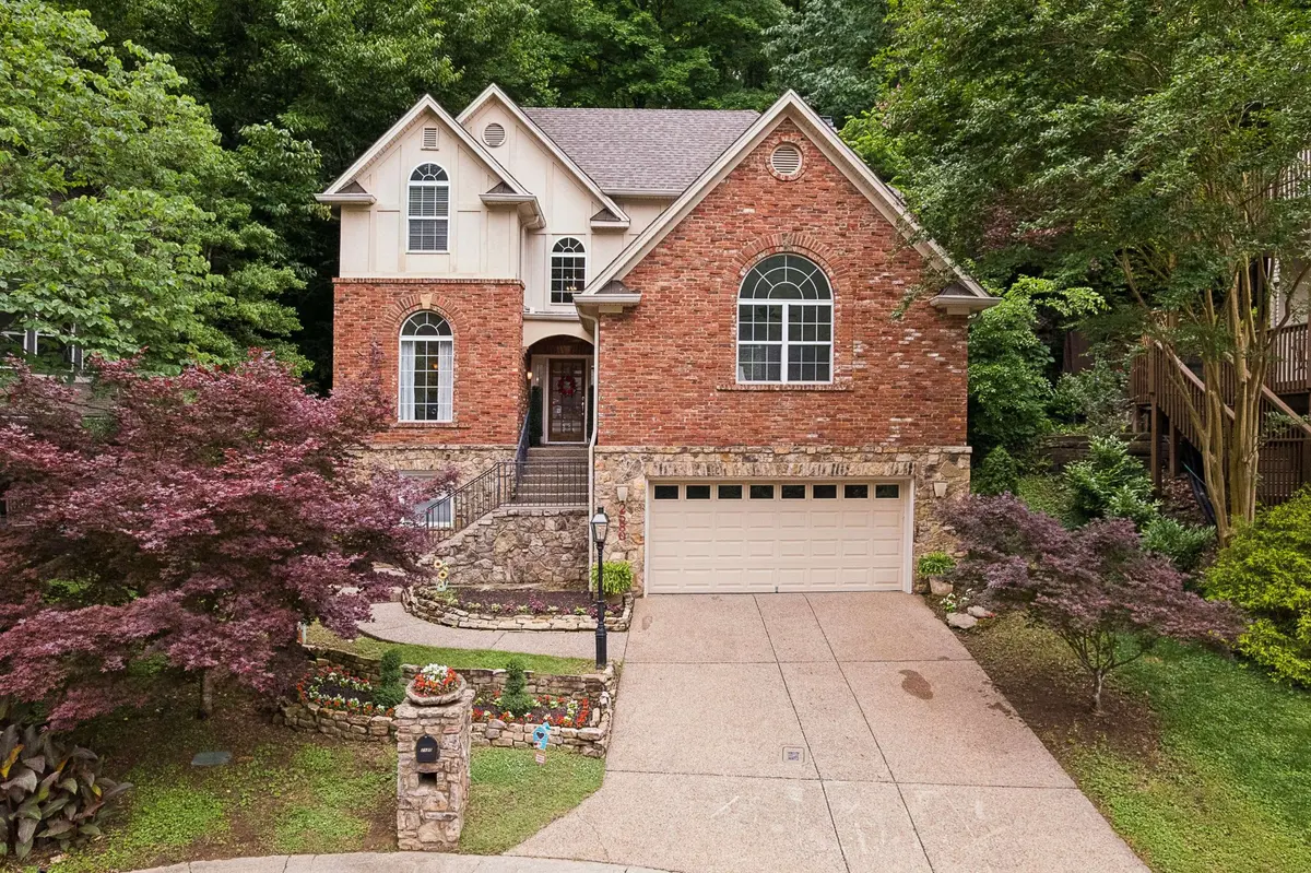 2580 Devon Valley Dr, Nashville, TN 37221