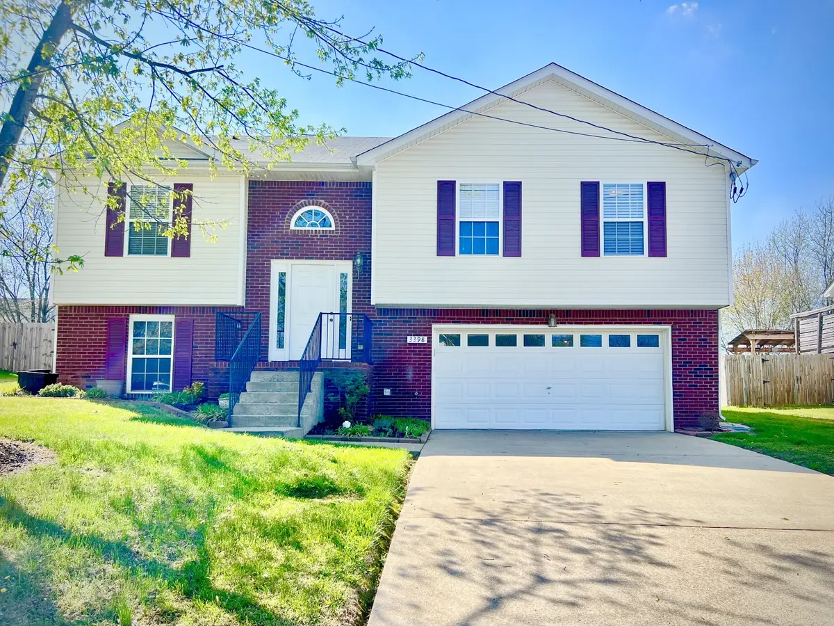3398 Queensbury Rd, Clarksville, TN 37042