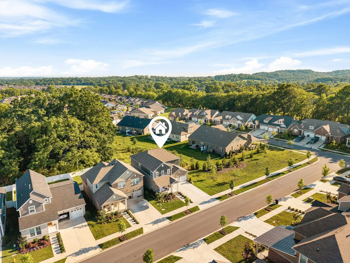 614 Seuss Way, Hendersonville, TN 37075