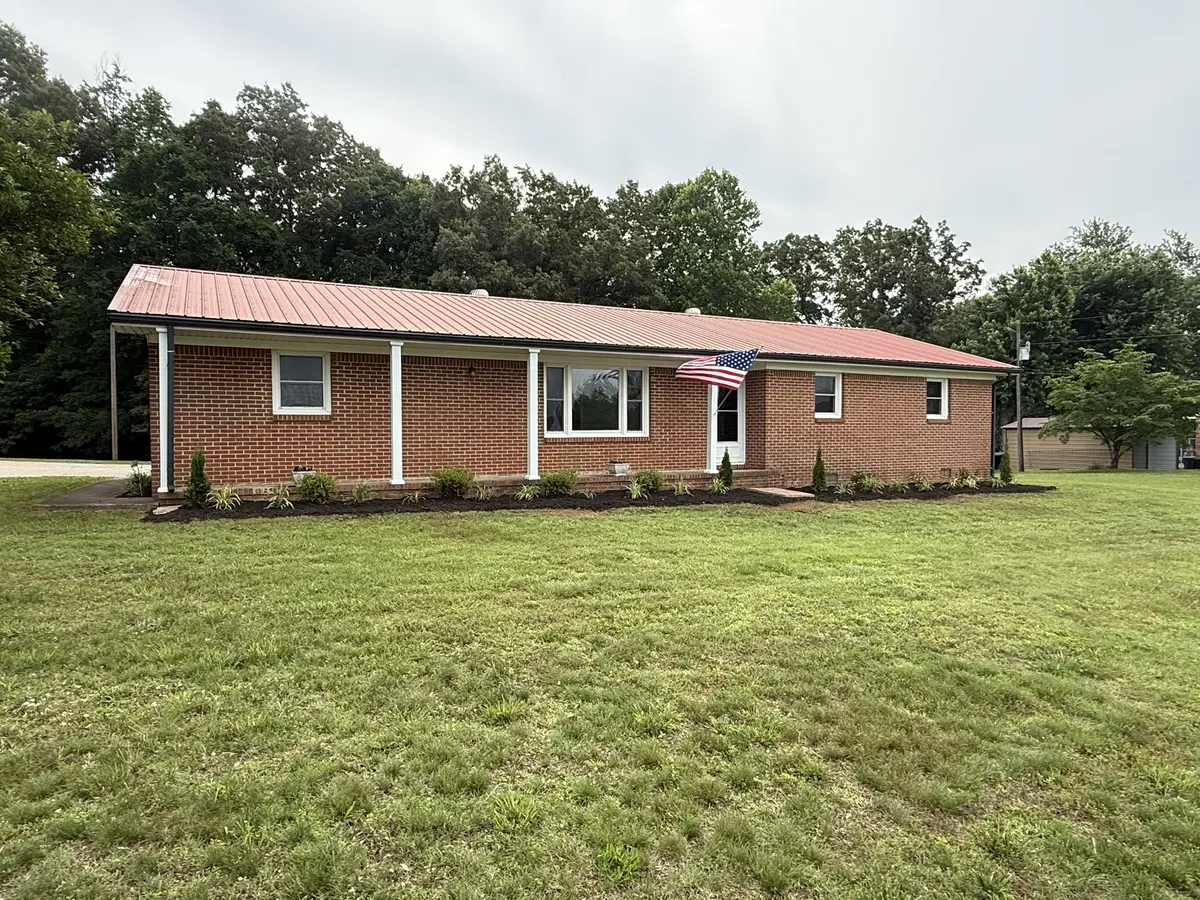 3750 Yager Rd, Mcminnville, TN 37110