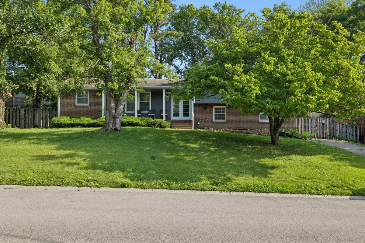 524 Michele Dr, Antioch, TN 37013