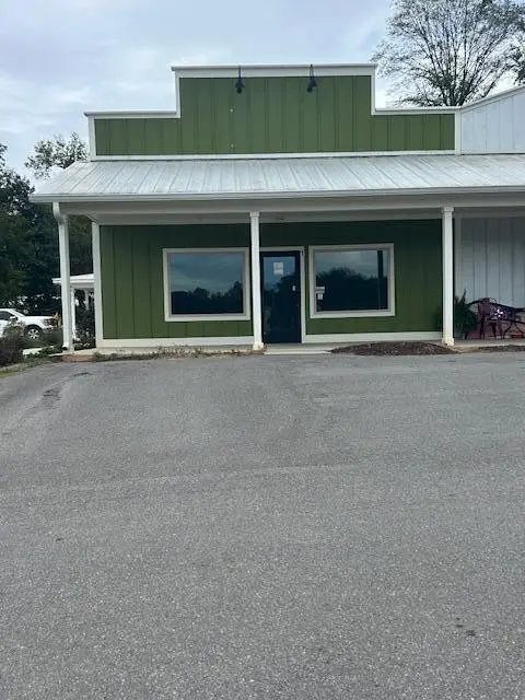 1875 Highway 64, Benton, TN 37307