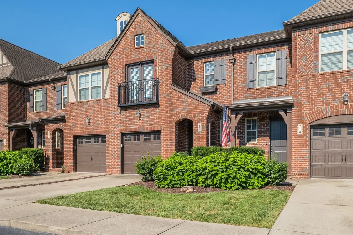 216 Bixby Private Ln, Hendersonville, TN 37075