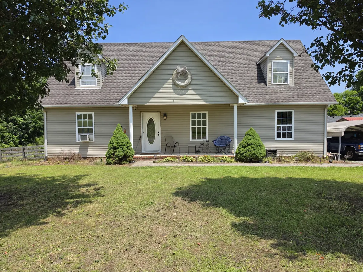 202 Ridgewood Ln, Shelbyville, TN 37160