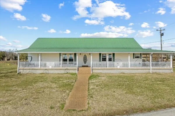3261 Bell Rd, Watertown, TN 37184