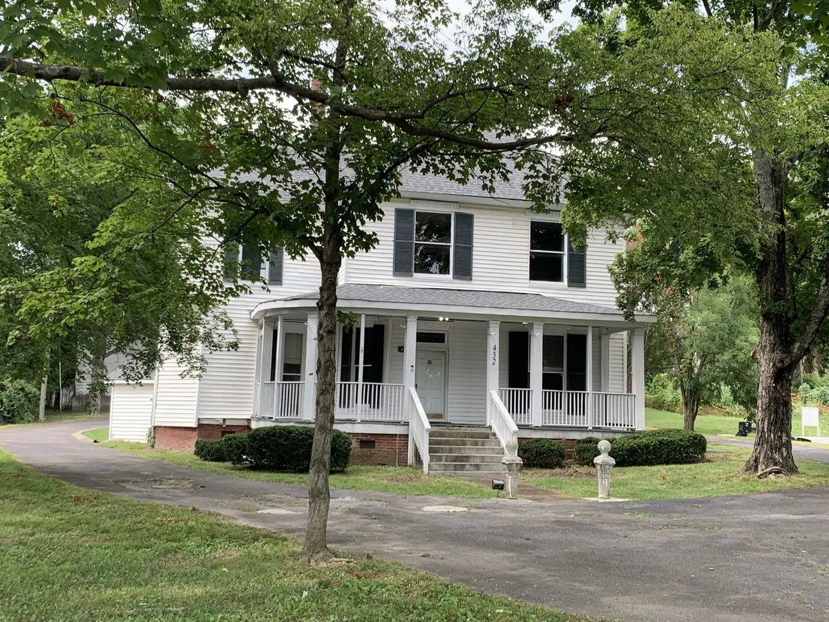 432 E Main St, Gallatin, TN 37066