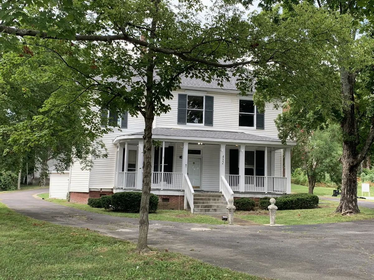 432 E Main St, Gallatin, TN 37066