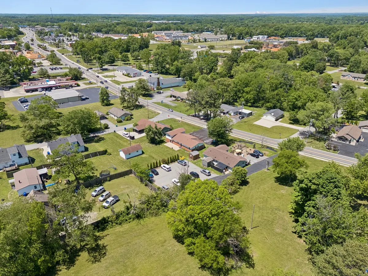 321 Highway 76, White House, TN 37188