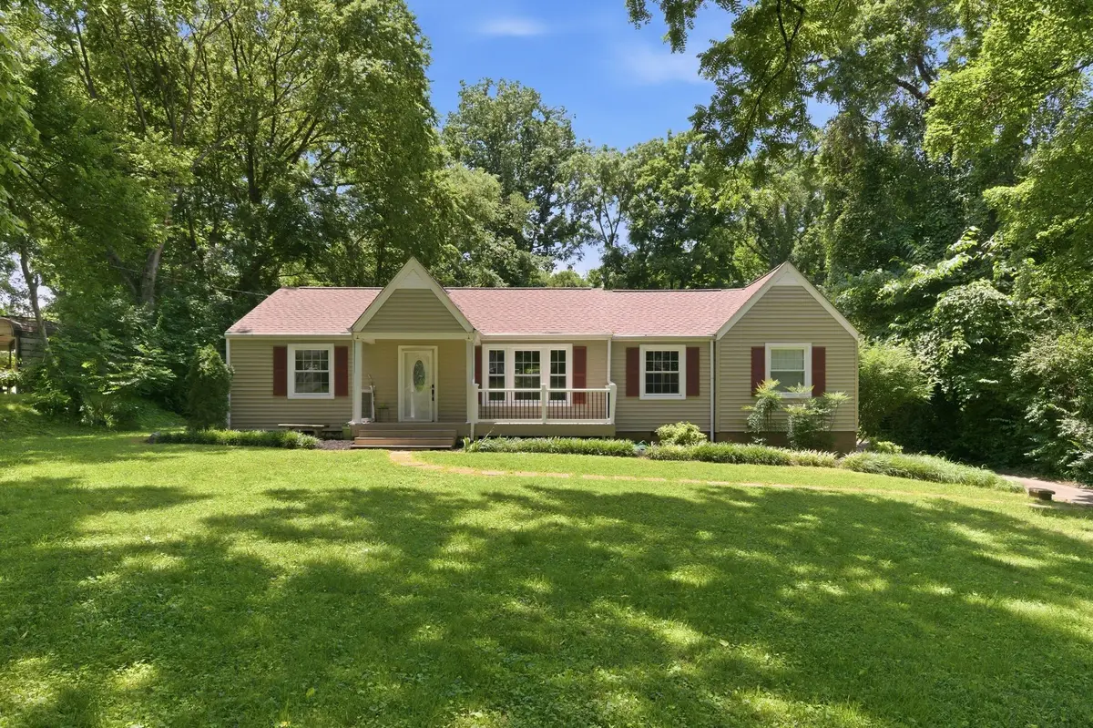 746 Greymont Dr, Nashville, TN 37217