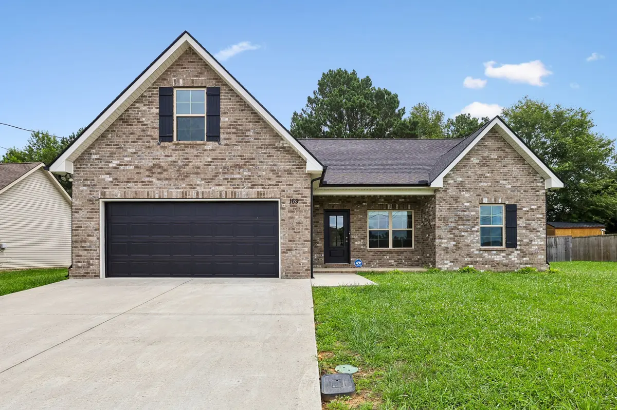 169 Grass Land St, Manchester, TN 37355
