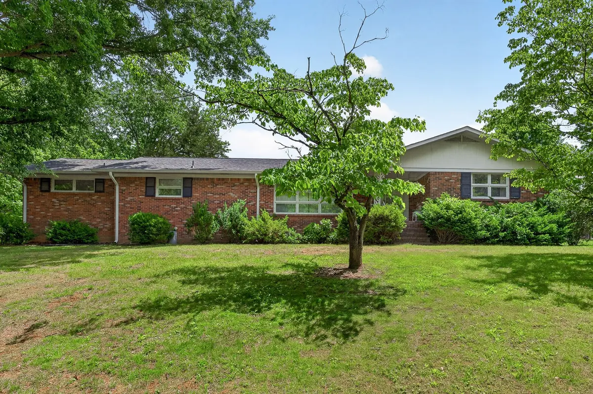 640 Cill St, Smithville, TN 37166