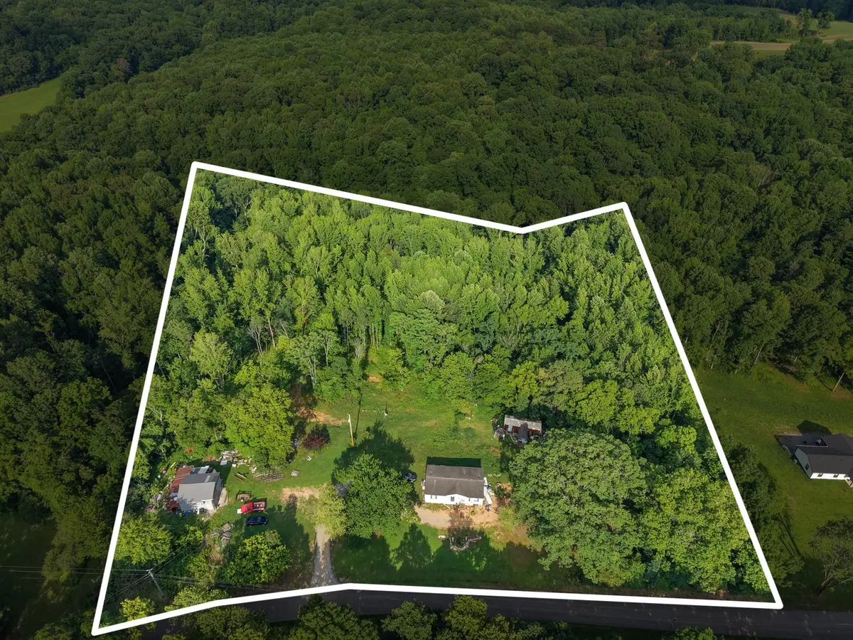 1098 Ewing Albright Rd, Ashland City, TN 37015