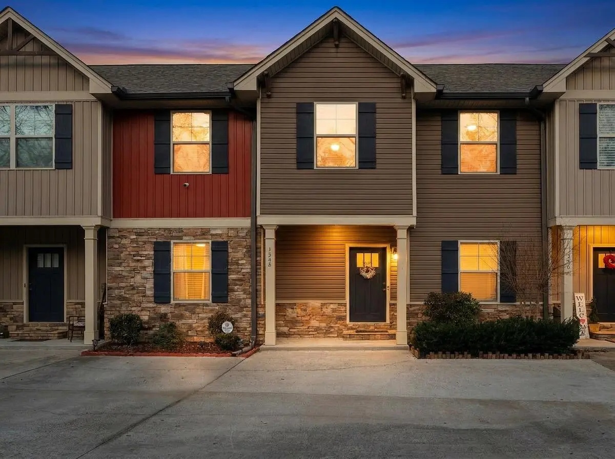 1348 Weeks Drive #NE, Cleveland, TN 37312